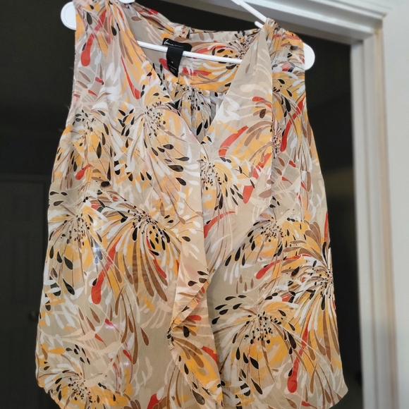 Top - Picture 1 of 4